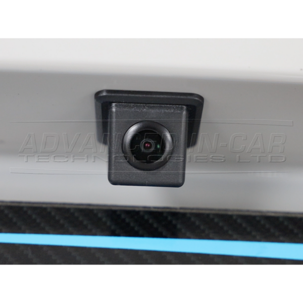 Porsche Cayman – Reversing Camera 2