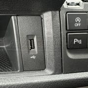 VW Transporter T6 USB Retention Kit 1